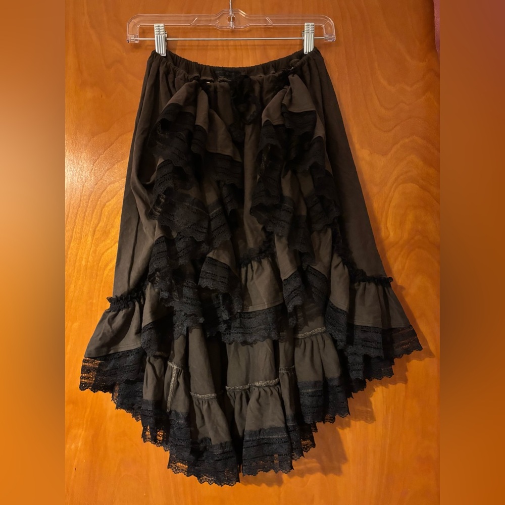 Olive and Black Ruffled Lace Skirt - Picture 4 of 4